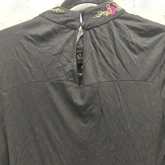 cupio Womens Medium Top Floral Embroidered Long Sleeve Blouse Mock Neck - Picture 7 of 7